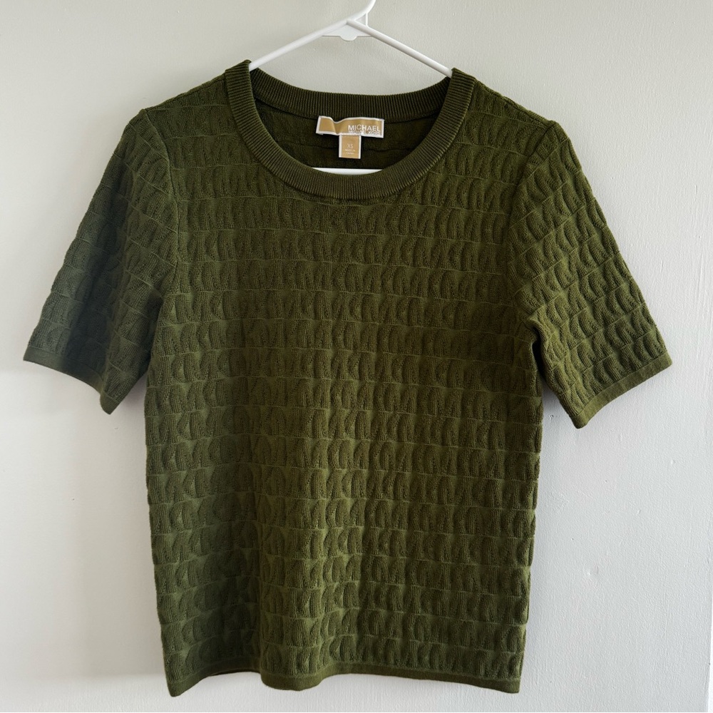 Small size, Michael kors short sleeve MK logo